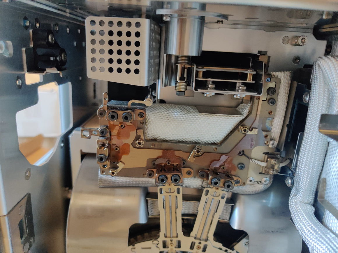 Agilent Intuvo 9000 G3950A Gas Chromatograph w HP-5MS Ultra Inert Column, 2021