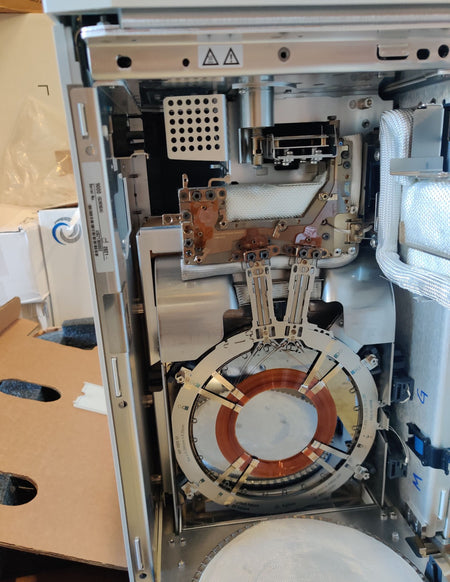 Agilent Intuvo 9000 G3950A Gas Chromatograph w HP-5MS Ultra Inert Column, 2021