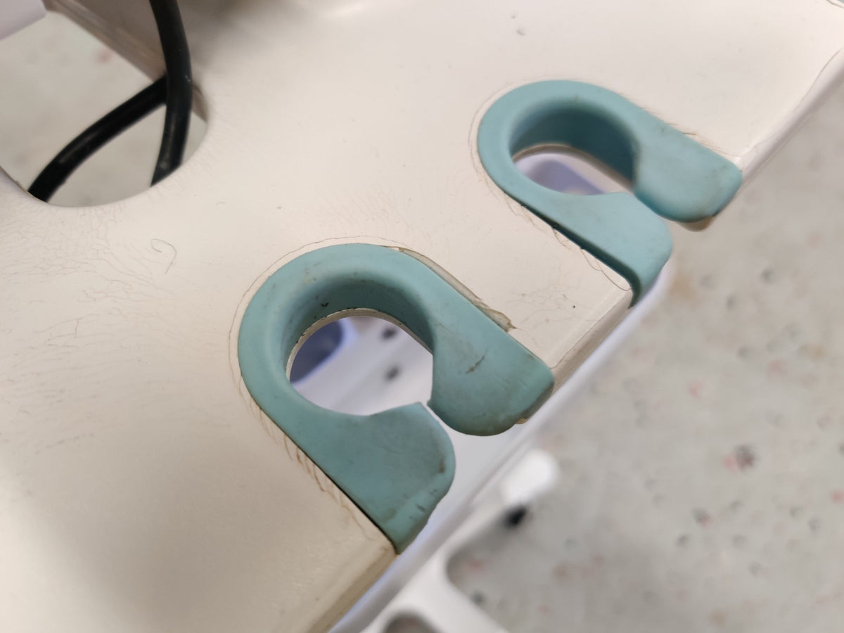 Welch Allyn Connex 6000 Vital Signs Monitor 65NTXX, NIBP, SPO2, Cuff and Stand - 