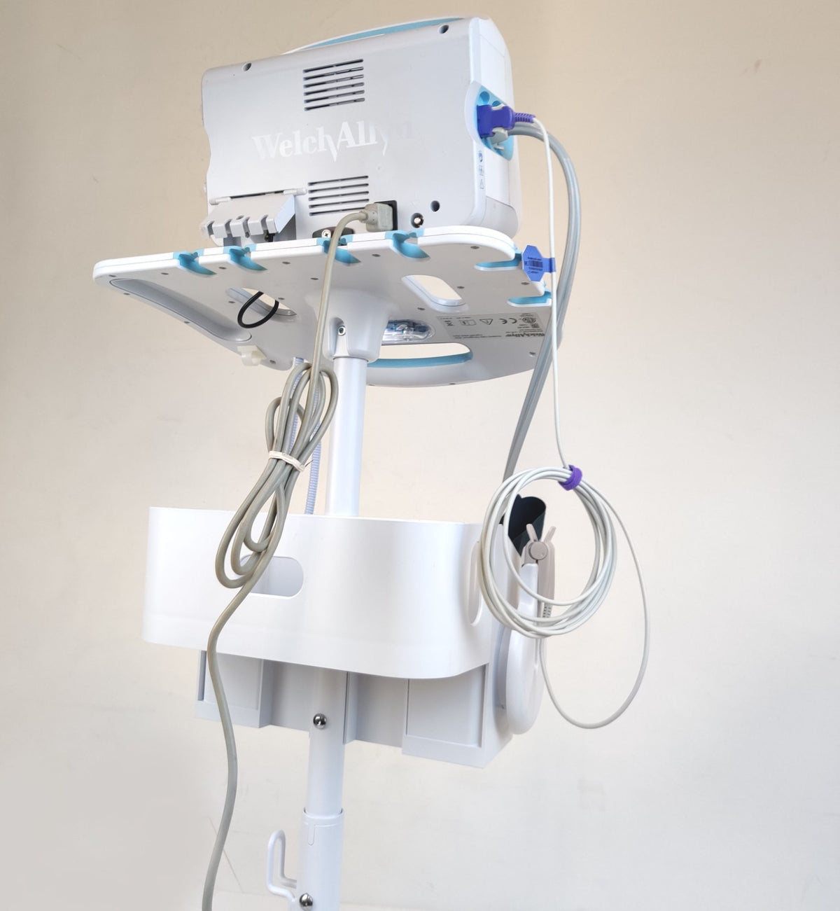Welch Allyn Connex 6000 68NXTX Vital Signs Monitor WiFi SpO2 Stand Temp - 