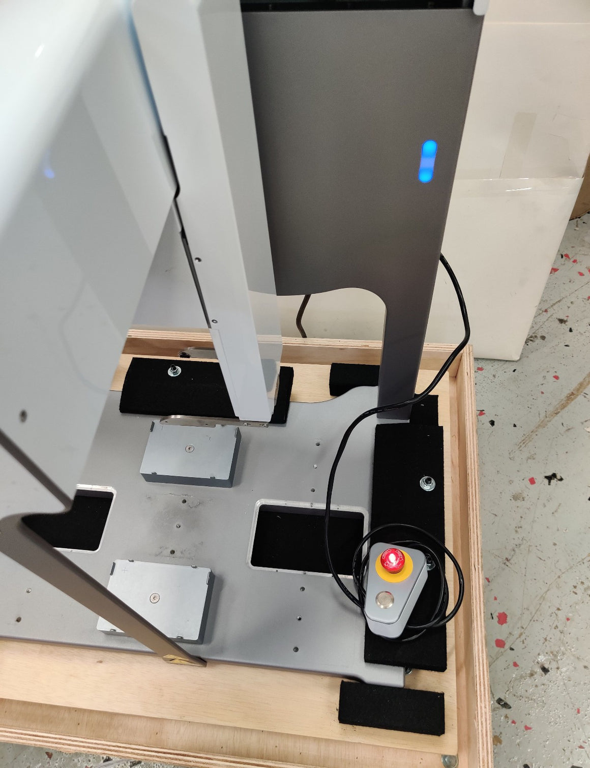 Agilent Bravo 16050-102 Automated Liquid Handling Robot Platform Power Tested - 