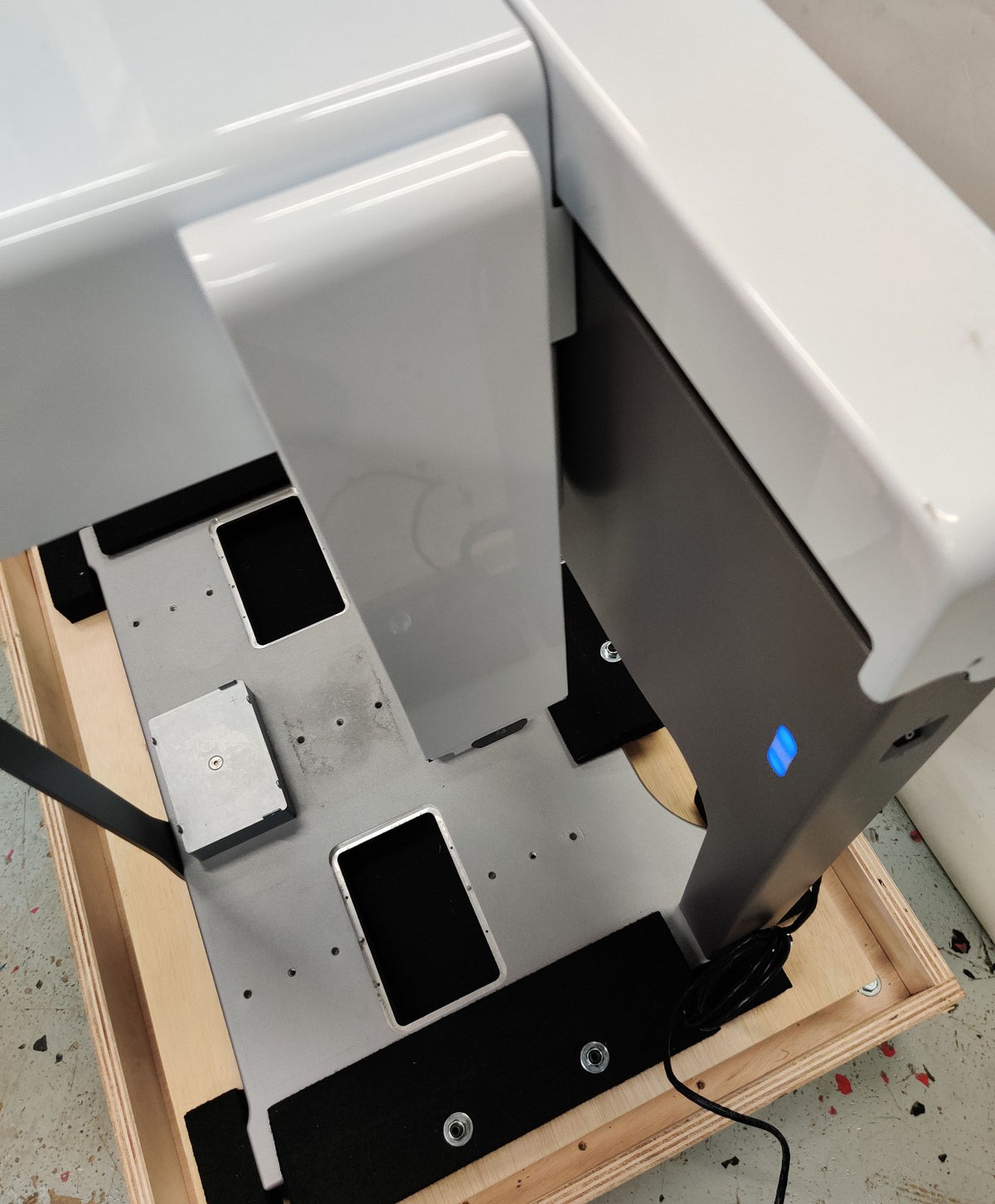 Agilent Bravo 16050-102 Automated Liquid Handling Robot Platform Power Tested - 