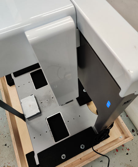 Agilent Bravo 16050-102 Automated Liquid Handling Robot Platform Power Tested - 