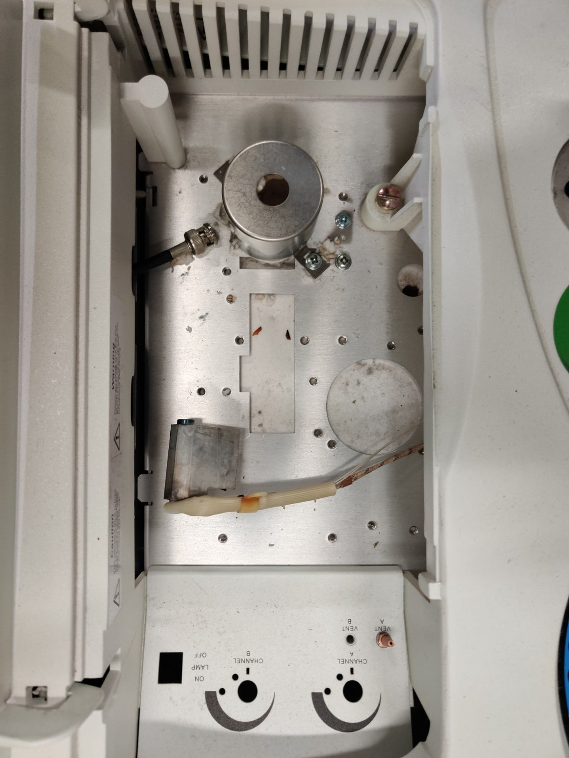 PerkinElmer Clarus 680 Gas Chromatograph N665968E. Power tested