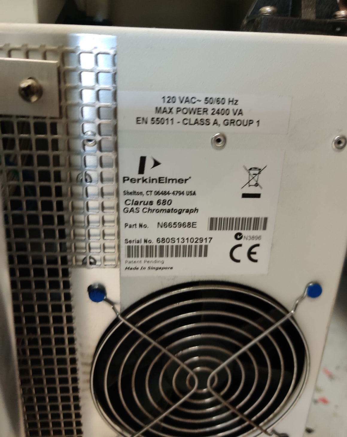 PerkinElmer Clarus 680 Gas Chromatograph N665968E. Power tested