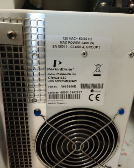 PerkinElmer Clarus 680 Gas Chromatograph N665968E. Power tested