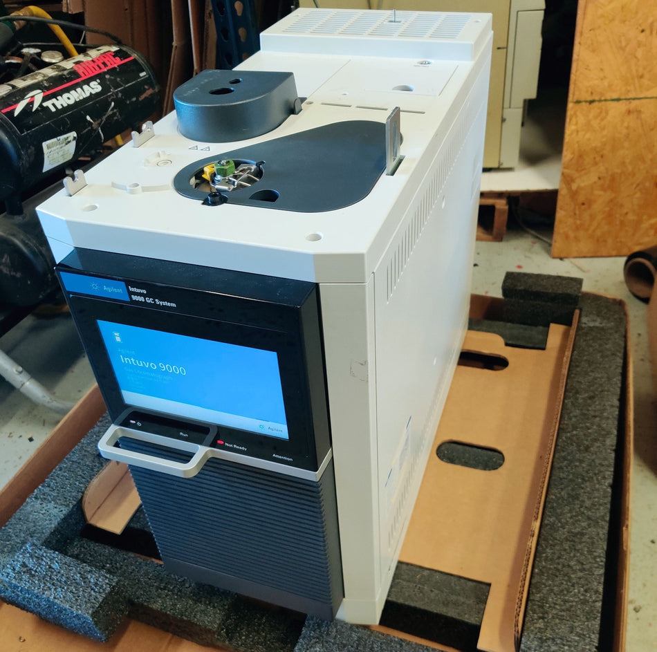 Agilent Agilent Intuvo 9000 G3950A Gas Chromatograph w/ S/SL Inlet Injector. 2021
