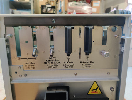 Agilent Intuvo 9000 G3950A Gas Chromatograph w/ S/SL Inlet Injector. 2021