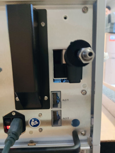 Agilent Intuvo 9000 G3950A Gas Chromatograph w/ S/SL Inlet Injector. 2021