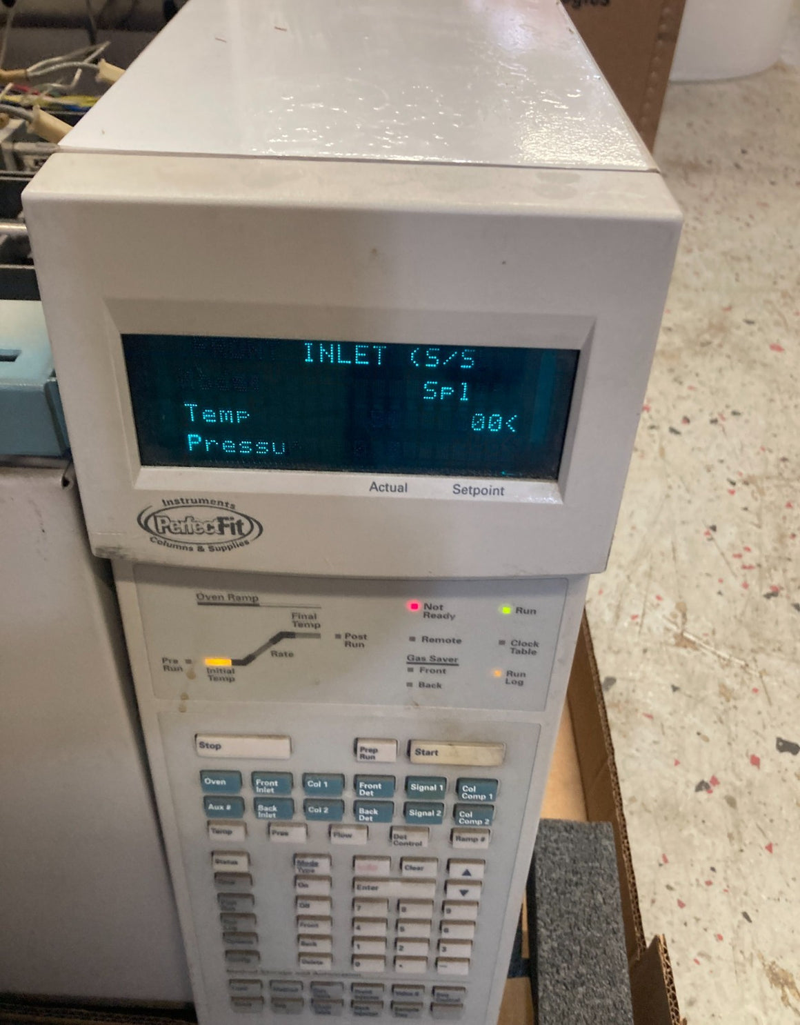 Gas Chromatography System HP Agilent G1530A 6890