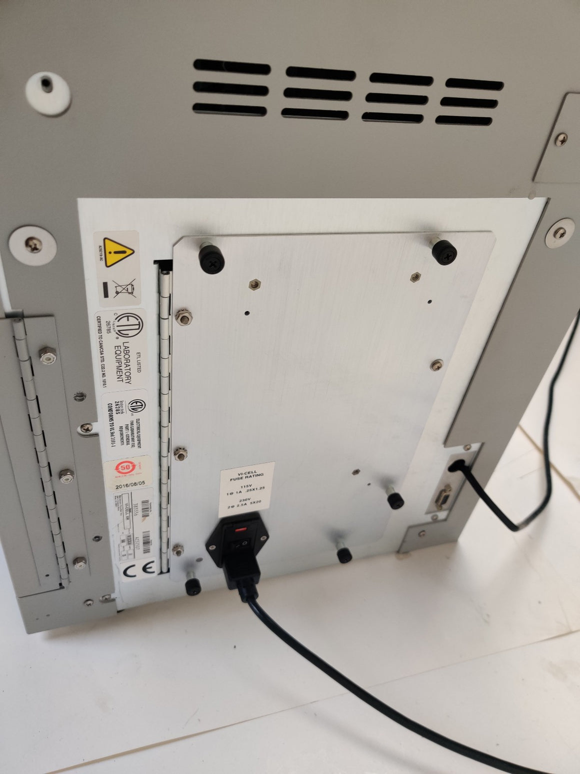 Beckman Coulter Vi-Cell XR Cell Viability Analyzer Power Tested - 