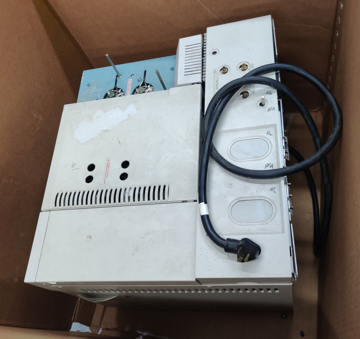 Agilent 6890 Plus Gas Chromatograph G1530A Two FID Detectors EPC Type II - 