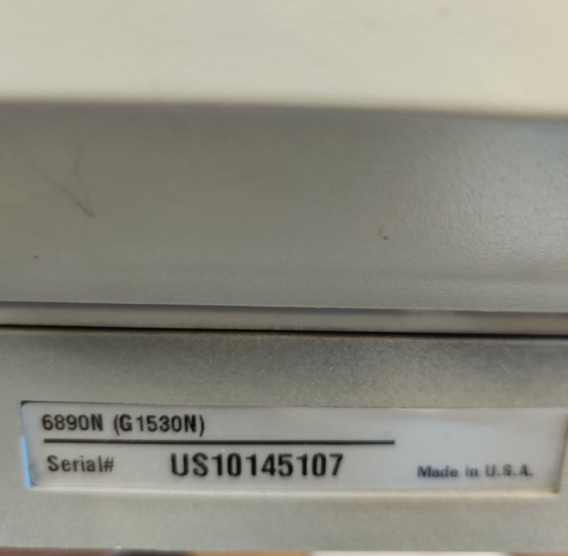 Agilent 6890N Network Gas Chromatograph G1530N with FID Detector, S/SL Injector - 