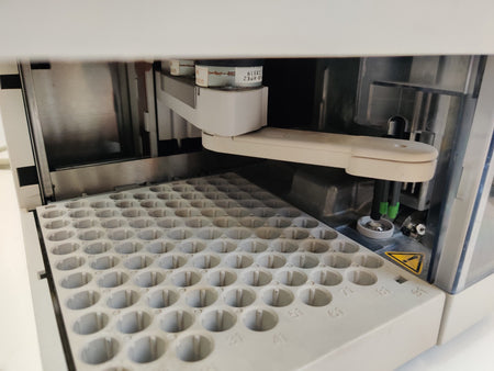 Agilent G1313A ALS Standard Autosampler 1100 HPLC w 100 x 2ml Vial Tray & G1312A - 