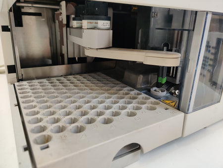 Agilent G1313A ALS Standard Autosampler 1100 HPLC w 100 x 2ml Vial Tray & G1312A - 