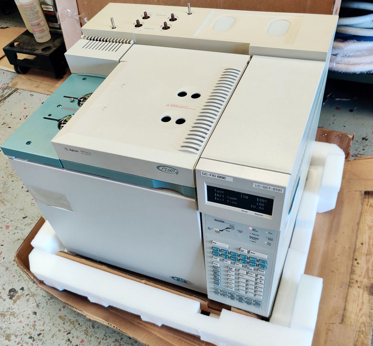 Agilent 6890 Plus Gas Chromatograph G1530A Two FID Detectors EPC Type II - 