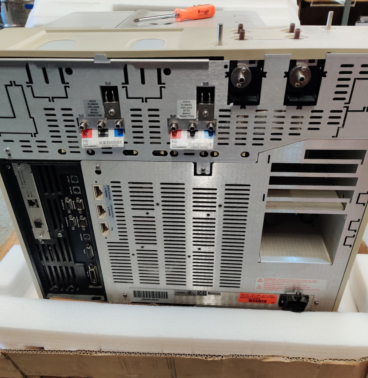 Agilent 6890 Plus Gas Chromatograph G1530A Two FID Detectors EPC Type II - 