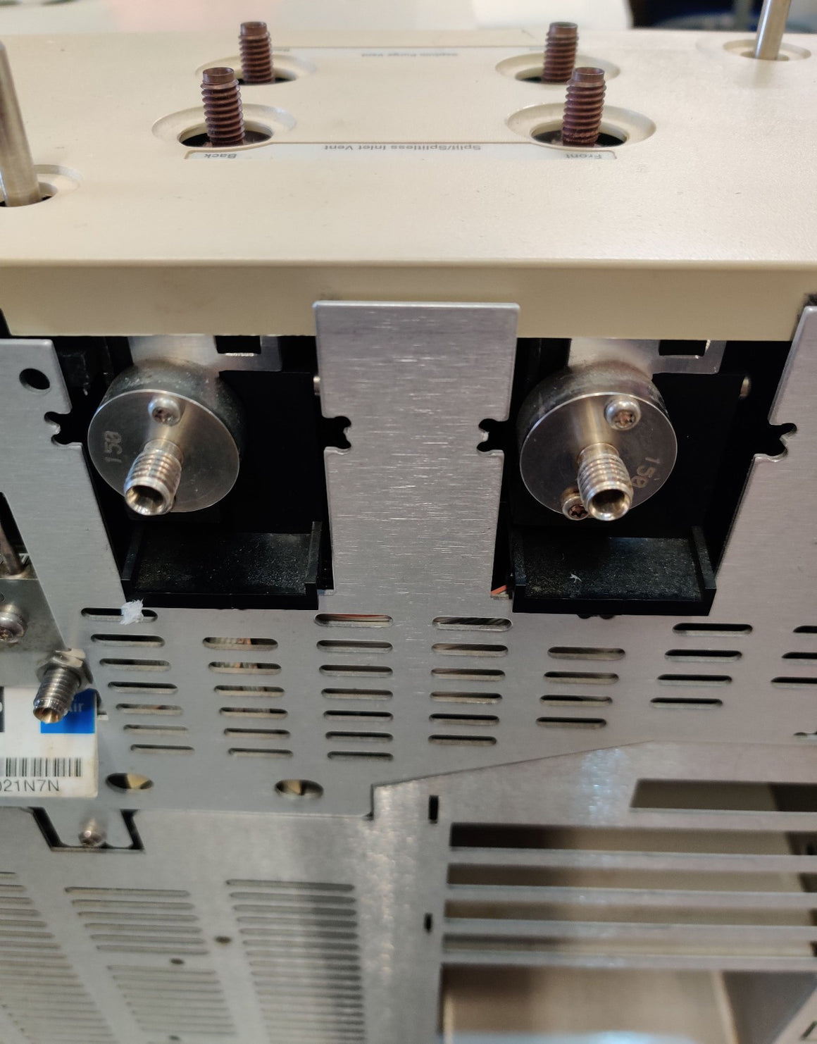 Agilent 6890 Plus Gas Chromatograph G1530A Two FID Detectors EPC Type II - 