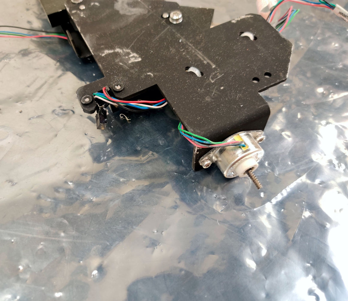 PerkinElmer Avio N0810142 Shutter Motor w N0690144 Mirror 09200642 Lamp *Parts - 