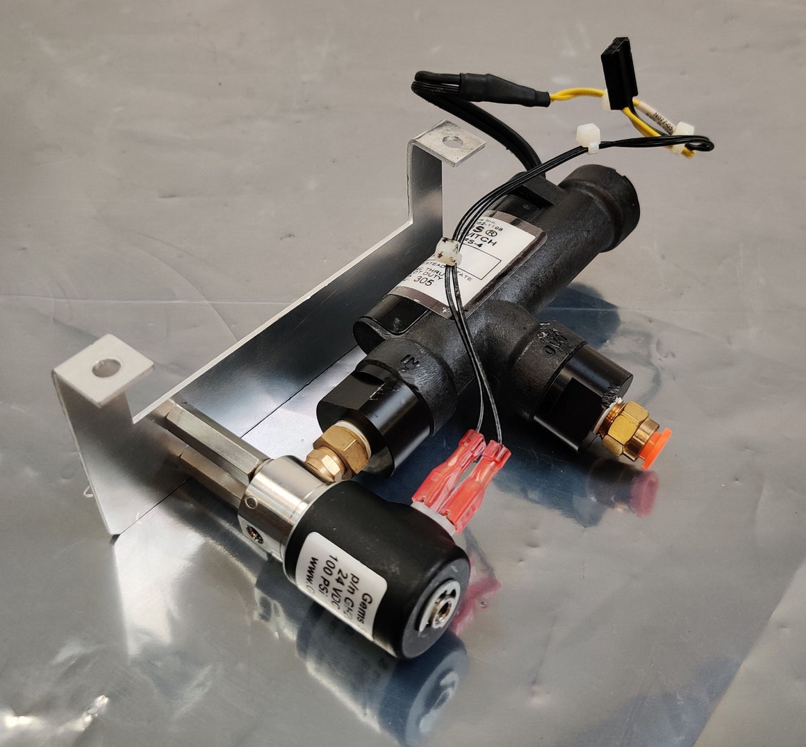 PerkinElmer N0770527 Pneumatic Sensor 100PSI Gems GH2014-S69 & FS-4 Flow Switch