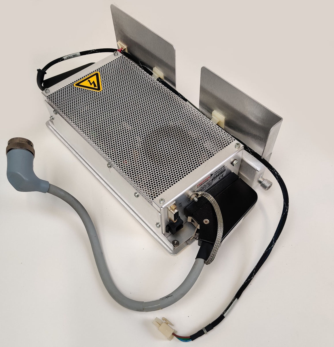 Pfeiffer TMH 260-130 Turbomolecular Vacuum Pump w/ TCP 120 Controller Thermo LCQ - 