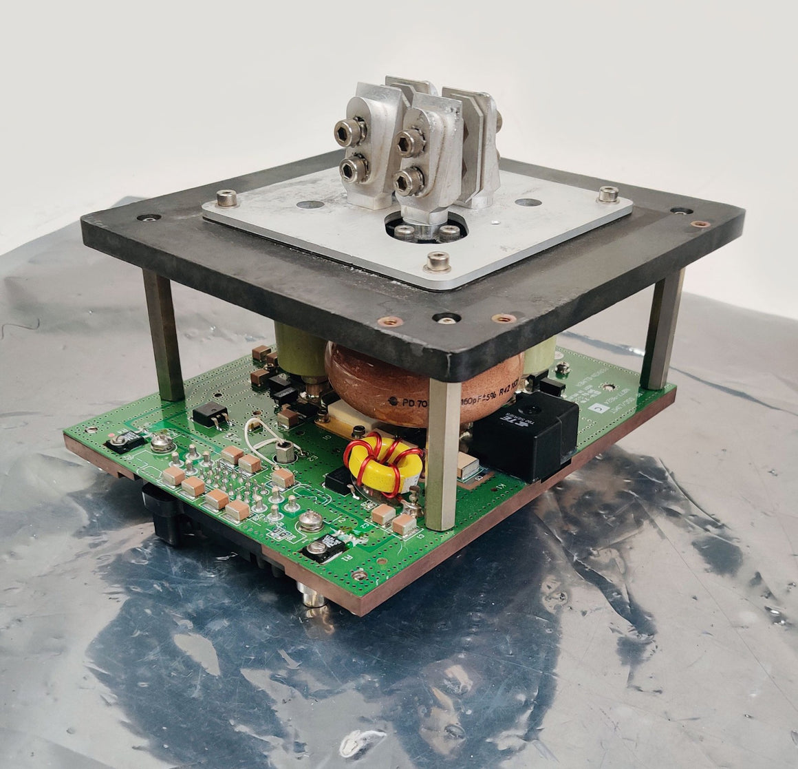 PerkinElmer AVIO & Optima RF Oscillator Assembly N0779624 Issue C - 