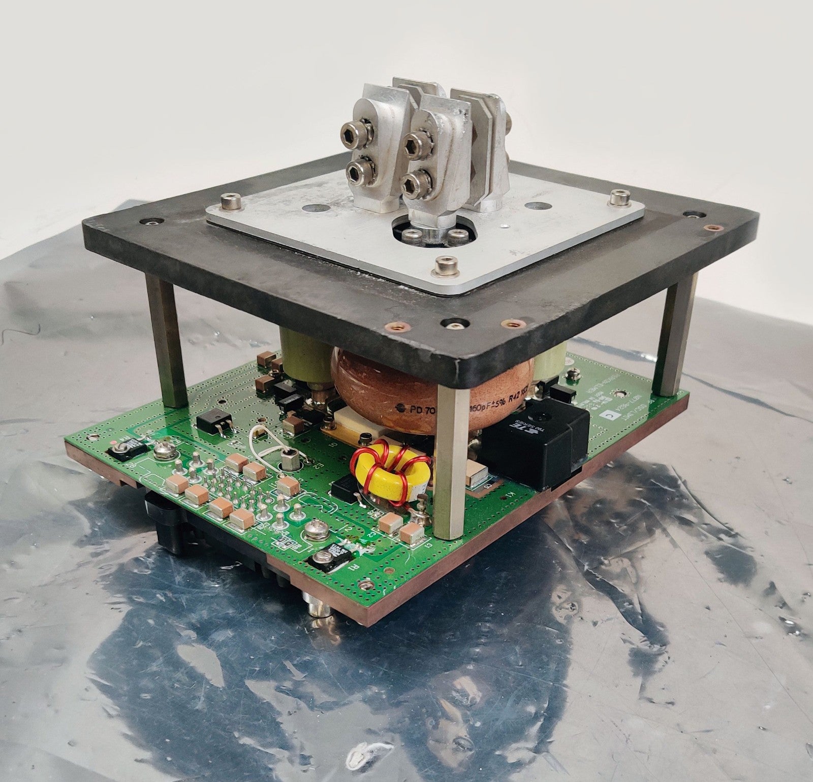 PerkinElmer AVIO & Optima RF Oscillator Assembly N0779624 Issue C - 